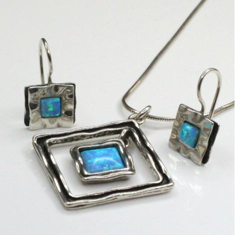 set colier si cercei. argint & opal australian. atelier Magnolia. bijuterii de designer
